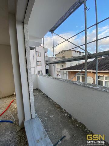 13-ÇAYIROVA'DA KENT MEYDANINA YAKIN KONUMDA SATILIK DAİRELER