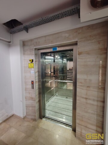 27-ÇAYIROVA EMEK MAHALLESİ BOSNA CADDESİNE YAKIN  SATILIK 3+1 BAHÇE  DUBLEKS