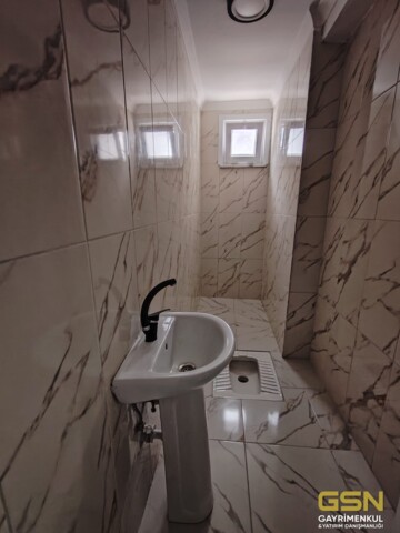 23-ÇAYIROVA EMEK MAHALLESİ BOSNA CADDESİNE YAKIN  SATILIK 3+1 BAHÇE  DUBLEKS