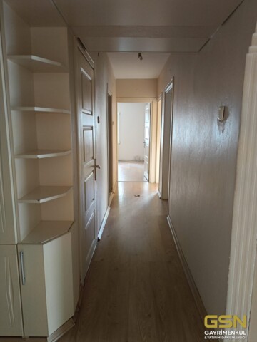 18-İZMİR ÇİĞLİ İZKENT MAHALLESİNDE KİRALIK 3+1 DAİRE