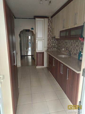 23-İZMİR ÇİĞLİ İZKENT MAHALLESİNDE KİRALIK 3+1 DAİRE