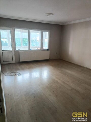 9-İZMİR ÇİĞLİ İZKENT MAHALLESİNDE KİRALIK 3+1 DAİRE