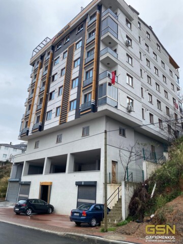 ADEM YAVUZ MAHALLESİNDE KİRALIK 2+1 DAİRE