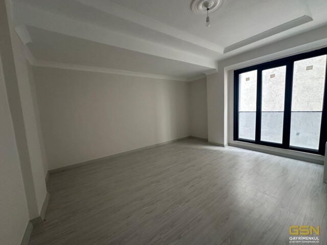 8-ÇAYIROVA İNÖNÜ MAHALLESİNDE 2+1 KİRALIK SIFIR DAİRE