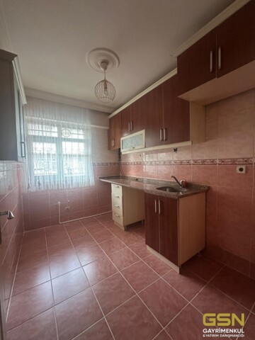 7-PENDİK ESENYALI'DA MERKEZİ KONUMDA SATILIK 3+1 DAİRE