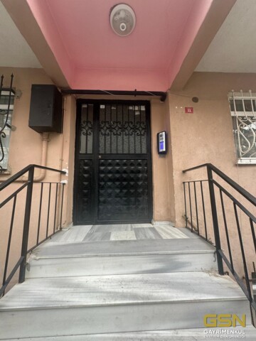 15-PENDİK ESENYALI'DA MERKEZİ KONUMDA SATILIK 3+1 DAİRE