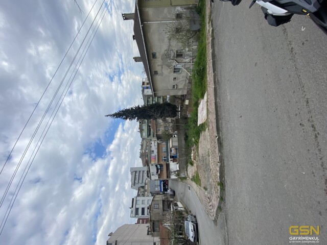 13-GSN GAYRİMENKUL'DEN YENİMAHALLE MERKEZDE 7 DAİRELİK PROJELİK ARSA