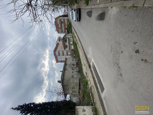 15-GSN GAYRİMENKUL'DEN YENİMAHALLE MERKEZDE 7 DAİRELİK PROJELİK ARSA