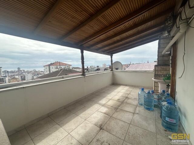 31-KARTAL'DA ADALAR VE DENİZ MANZARALI KİRALIK DUBLEKS