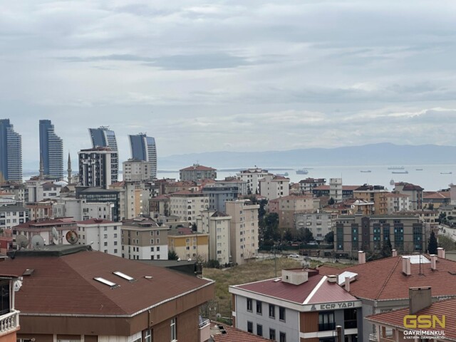 KARTAL'DA ADALAR VE DENİZ MANZARALI KİRALIK DUBLEKS
