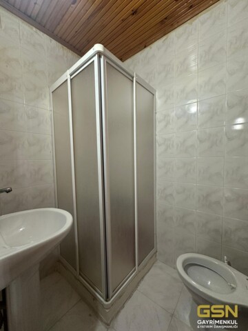 33-KARTAL'DA ADALAR VE DENİZ MANZARALI KİRALIK DUBLEKS