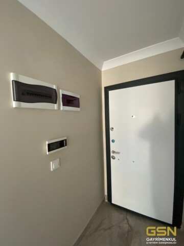 31-ÇAYIROVA YENİMAHALLE'DE YERDEN ISITMALI MASRAFSIZ 3+1 SATILIK DAİRE