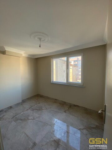 17-ÇAYIROVA YENİMAHALLE'DE YERDEN ISITMALI MASRAFSIZ 3+1 SATILIK DAİRE