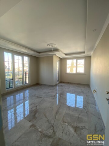 3-ÇAYIROVA YENİMAHALLE'DE YERDEN ISITMALI MASRAFSIZ 3+1 SATILIK DAİRE