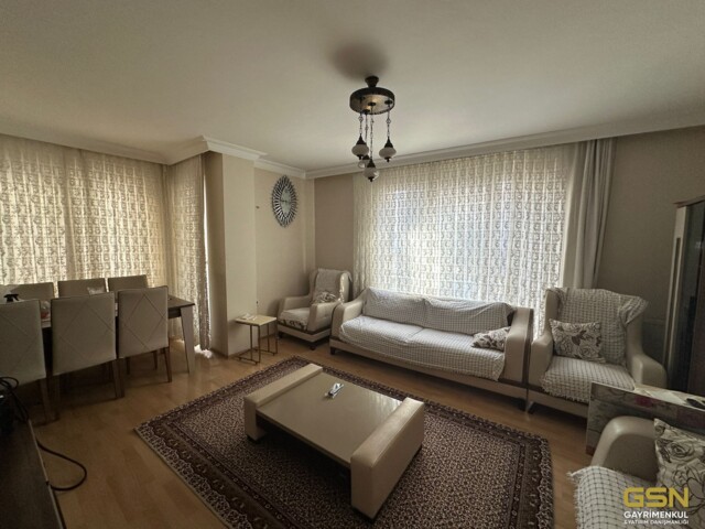 ÜMRANİYE ATAKENT MAHALLESİNDE MİTHATPAŞA CADDESİ ÜZERİNDE SATILIK 3+1 DAİRE 11