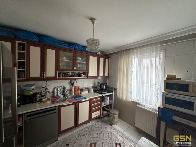 ÜMRANİYE ATAKENT MAHALLESİNDE MİTHATPAŞA CADDESİ ÜZERİNDE SATILIK 3+1 DAİRE 10