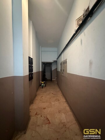 ÜMRANİYE ATAKENT MAHALLESİNDE MİTHATPAŞA CADDESİ ÜZERİNDE SATILIK 3+1 DAİRE 19