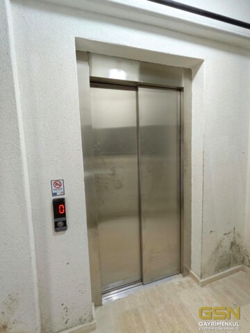 GSN GAYRİMENKUL'DEN ÇAYIROVA MUHAMMER AKSOY CADDESİNDE. KİRALIK 2+1 DAİRE 17