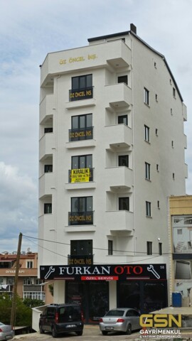 GSN GAYRİMENKUL'DEN ÇAYIROVA MUHAMMER AKSOY CADDESİNDE. KİRALIK 2+1 DAİRE 1